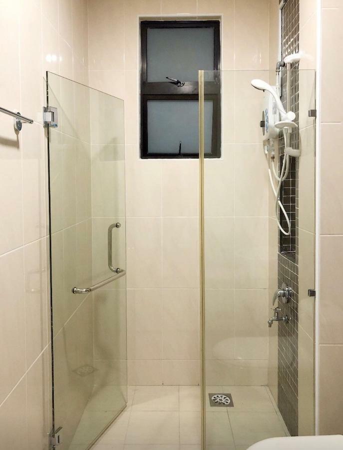Johor Bahru Paradigm Leplatino Homestay Exterior foto