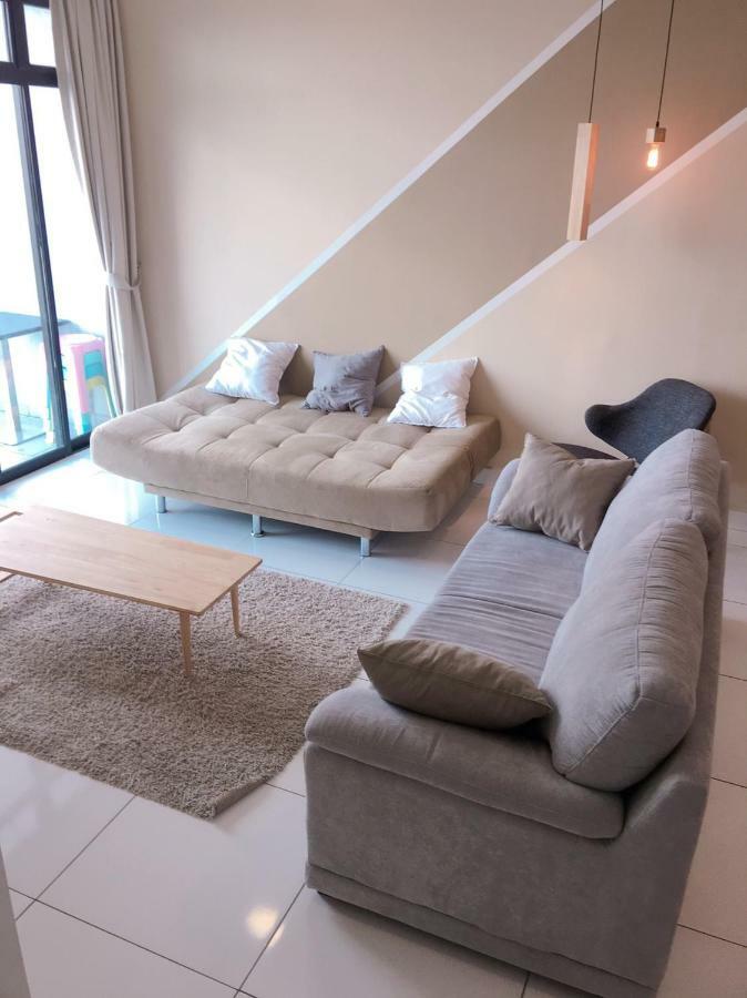 Johor Bahru Paradigm Leplatino Homestay Exterior foto